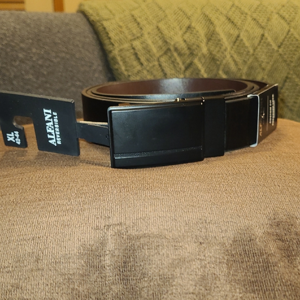 Alfani Black / Brown Reversable Pressure Locking Belt, Sz XL